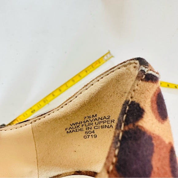 Nine West Women's Leopard Print Block Heel Pump Heels Sz. 7.5M - Picture 8 of 9